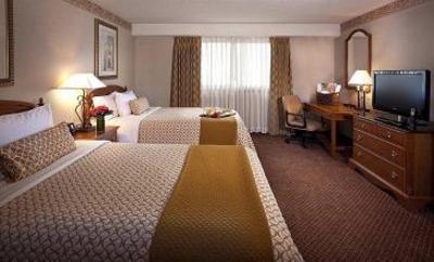 фото отеля Embassy Suites Hotel Chicago - Schaumburg / Woodfield