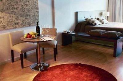фото отеля Urbanica Suites