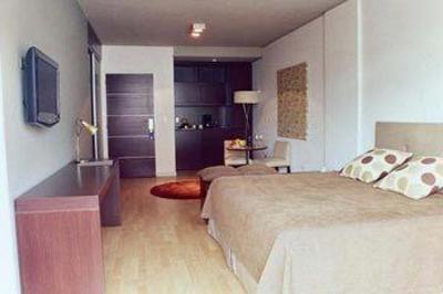 фото отеля Urbanica Suites
