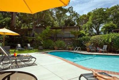 фото отеля Creekside Inn Palo Alto