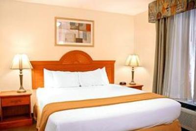 фото отеля BEST WESTERN PLUS Twin View Inn & Suites