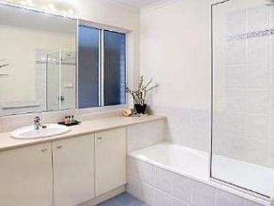 фото отеля Macquarie Lodge Noosa