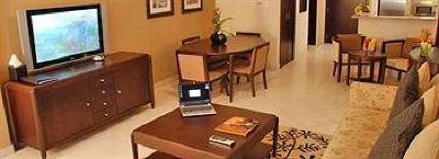 фото отеля Golden Tulip Suites Dubai