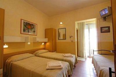 фото отеля Fedora Hotel