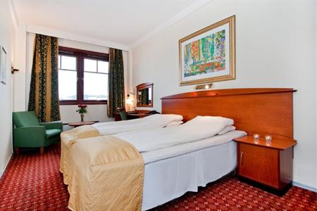 фото отеля BEST WESTERN Chesterfield Hotel