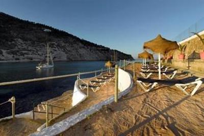 фото отеля Fiesta Hotel Cala Llonga