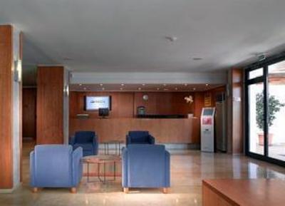 фото отеля Fiesta Hotel Cala Llonga