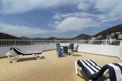 фото отеля Fiesta Hotel Cala Llonga