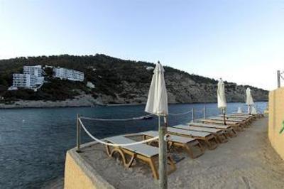 фото отеля Fiesta Hotel Cala Llonga
