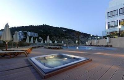 фото отеля Fiesta Hotel Cala Llonga