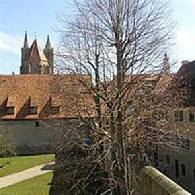 фото отеля Burghotel