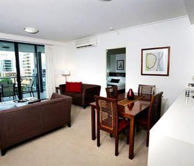 фото отеля Quest Spring Hill Serviced Apartments