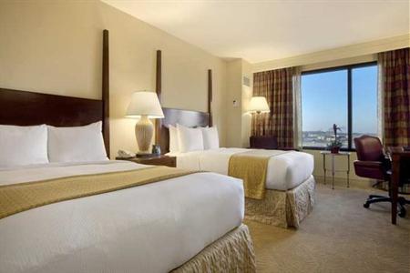 фото отеля Hilton Omaha