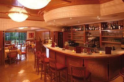 фото отеля Sonnenburg Hotel Merano