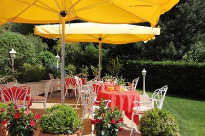 фото отеля Sonnenburg Hotel Merano