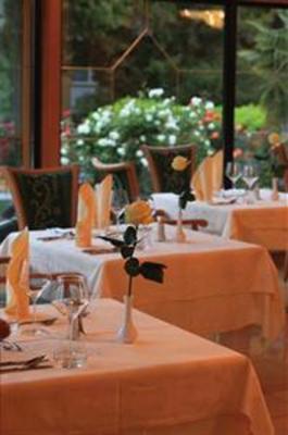 фото отеля Sonnenburg Hotel Merano