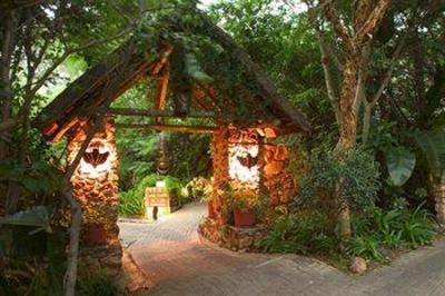 фото отеля Misty Hills Country Hotel