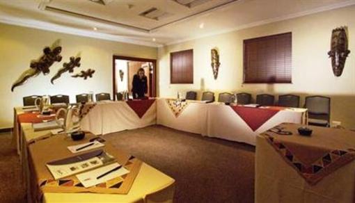 фото отеля Brookes Hill Suites