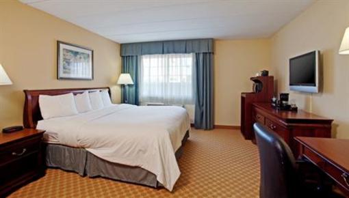 фото отеля Country Inn & Suites Bloomington West