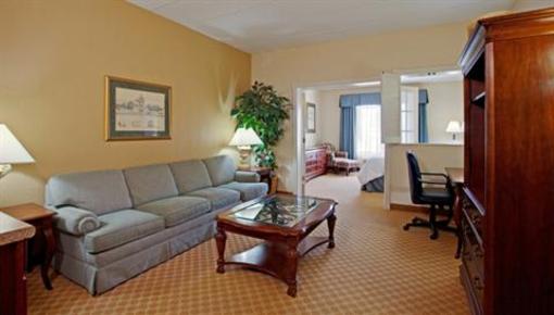 фото отеля Country Inn & Suites Bloomington West