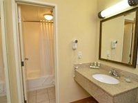 Country Inn & Suites Bloomington West