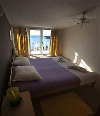фото отеля Apartments and Rooms Bonkan Hvar