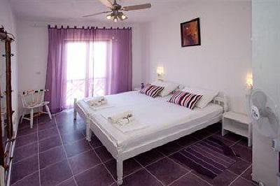 фото отеля Apartments and Rooms Bonkan Hvar