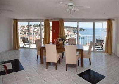 фото отеля Apartments and Rooms Bonkan Hvar
