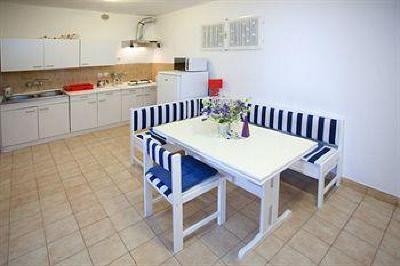 фото отеля Apartments and Rooms Bonkan Hvar