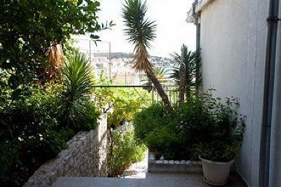 фото отеля Apartments and Rooms Bonkan Hvar