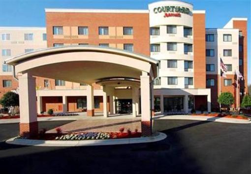 фото отеля Courtyard Greensboro Airport