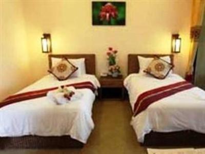 фото отеля Sand Inn Phuket