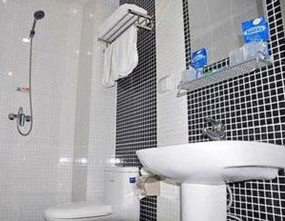 фото отеля Happy Holiday Express Hotel