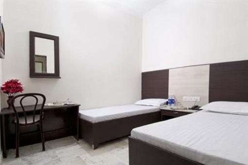 фото отеля Hotel Suryam Palace