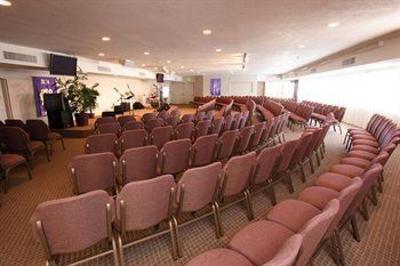 фото отеля Quality Inn & Suites Airport Convention Center
