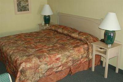 фото отеля Quality Inn & Suites Airport Convention Center