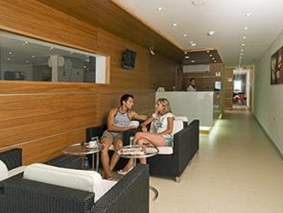фото отеля Qawra Point Holiday Complex