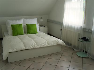 фото отеля The Square Ferienwohnung Rödental