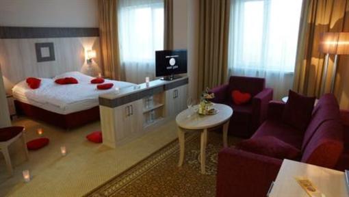 фото отеля East Gate Hotel