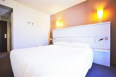 фото отеля Kyriad La Rochelle Centre - Les Minimes