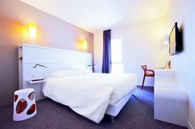 фото отеля Kyriad La Rochelle Centre - Les Minimes