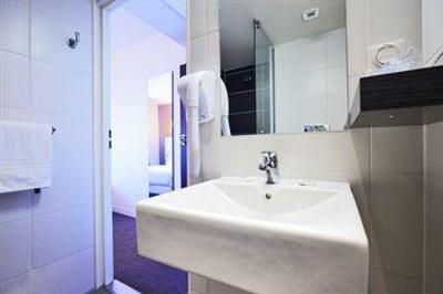 фото отеля Kyriad La Rochelle Centre - Les Minimes