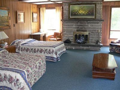 фото отеля Red Bay Lodge