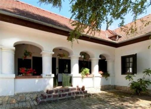 фото отеля Somogy Kertje Udulofalu es Etterem