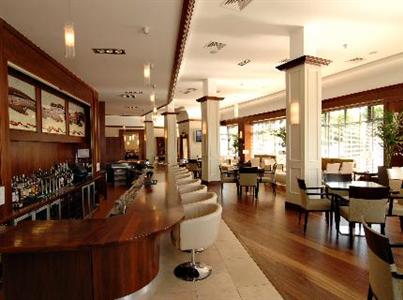 фото отеля Parkview Hotel Newtownmountkennedy