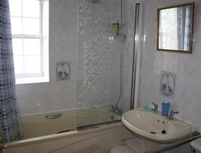 фото отеля Blairmains Guest House
