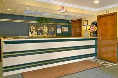 фото отеля Super 8 Fort Atkinson