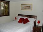 фото отеля Cable Court Bed & Breakfast Broome