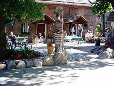 фото отеля Zur Oase Gasthaus & Pension