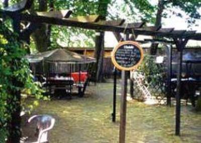 фото отеля Zur Oase Gasthaus & Pension